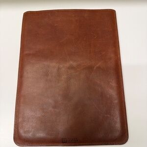 Mission Leather Laptop Sleeve - Apple MacBook Pro/Air 14 Inch